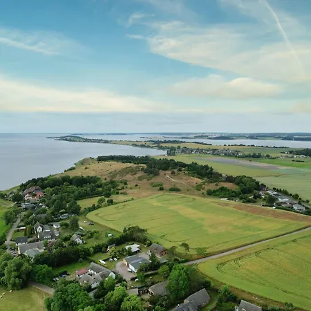 Büdnerstube Gratis Schwimmbadnutzung Im Ahoi Sellin Ferienhaus