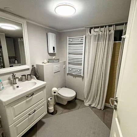 Büdnerstube Gratis Schwimmbadnutzung Im Ahoi Sellin Ferienhaus *