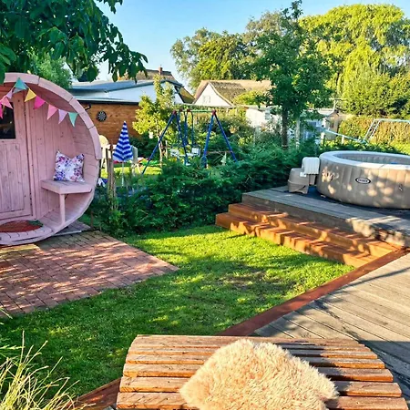 Ferienhaus Büdnerstube Gratis Schwimmbadnutzung Im Ahoi Sellin *